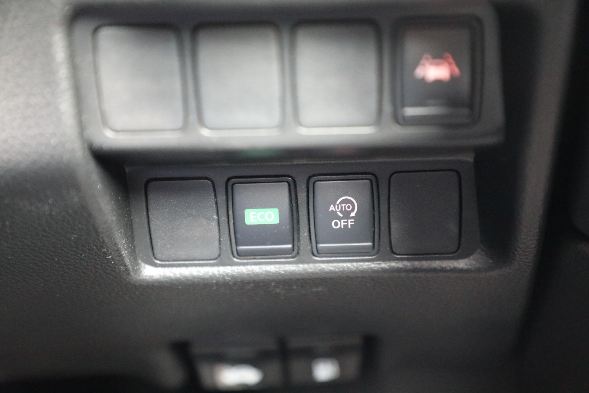 Large vehicle image